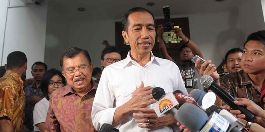 Kisah Jokowi telepon Mega dan Prabowo di momen terpenting