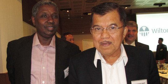 JK: Jas dalam negeri pun hebat