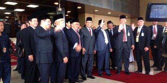Usai pelantikan Jokowi, Prabowo rapat tertutup dengan KMP di DPR