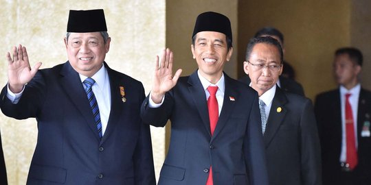 Wajah sumringah Jokowi hadiri pelantikan di Gedung MPR