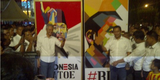Dianggap sebagai titisan, lukisan Soekarno & Jokowi disandingkan