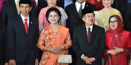 Warga heran foto Presiden Jokowi langka di Cianjur