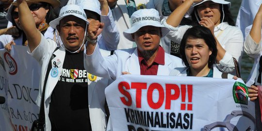 PNS RSU Meuraxa Aceh diturunkan pangkatnya karena demo pimpinan