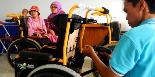 Penyandang disabilitas di Banyumas dapat 40 kursi roda