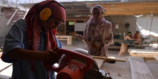 Potret kehidupan wanita Lembah Hunza mayoritas jadi tukang kayu