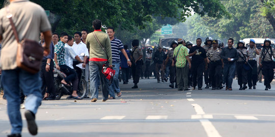 Warga 3 desa di NTT bentrok gara-gara kacang mete,TNI dikerahkan