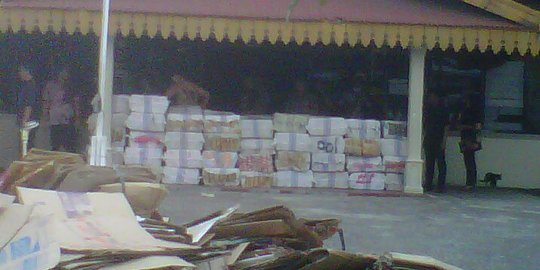 BNN Riau tangkap truck bermuatan 17 ton ganja