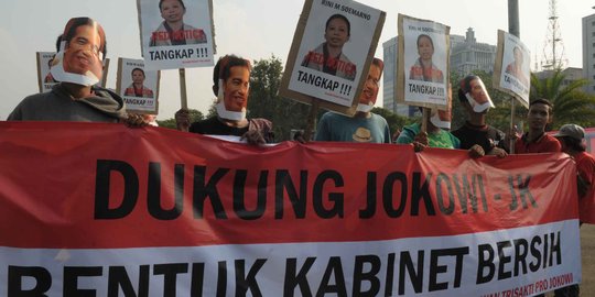 Datangi Istana, relawan Jokowi tolak Rini Soemarno jadi menteri