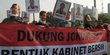 Aksi massa pendukung Jokowi tolak Rini Soemarno jadi menteri