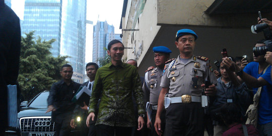 Ibas: Presiden Jokowi jangan bohongi rakyat soal kabinet