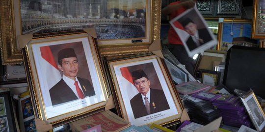 Politikus PDIP protes di ruang paripurna tak ada foto Jokowi
