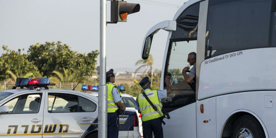 Warga Palestina bakal dilarang satu bus dengan orang Israel