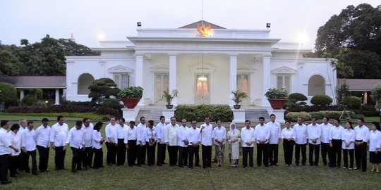 Kesuksesan Jokowi tergantung menteri di bawah koordinasi Puan