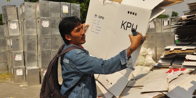 Puluhan kwintal logistik Pileg & Pilpres jadi tumpukan sampah