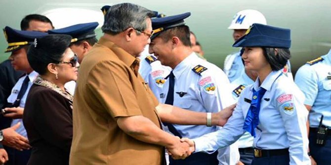 pramugari pesawat kepresidenan