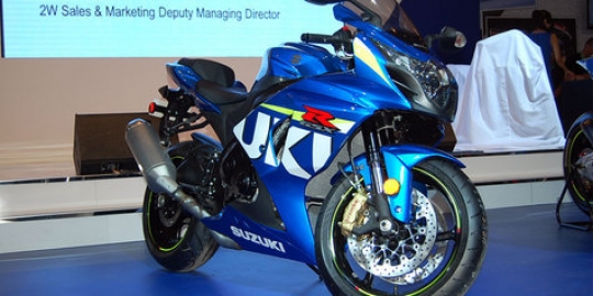 Suzuki siap hadapi MotoGP 2015 pakai GSX-RR