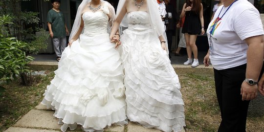 Cerita pasangan lesbian di Gowa bikin skenario nikah tapi gagal