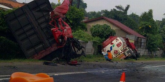 Geliat solar gelap