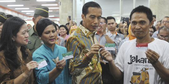 Bikin kartu buat orang miskin, Jokowi bakal habiskan Rp 199 M