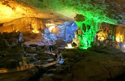 gua sung sot di teluk halon vietnam