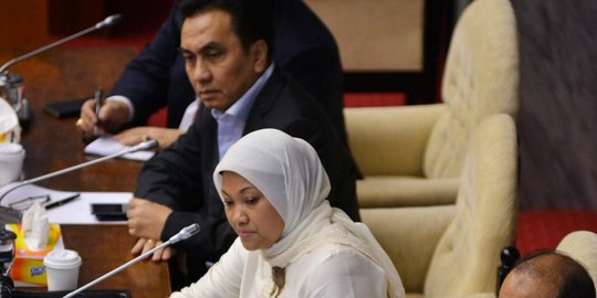 4 Kekesalan kubu Jokowi merasa dianaktirikan di DPR