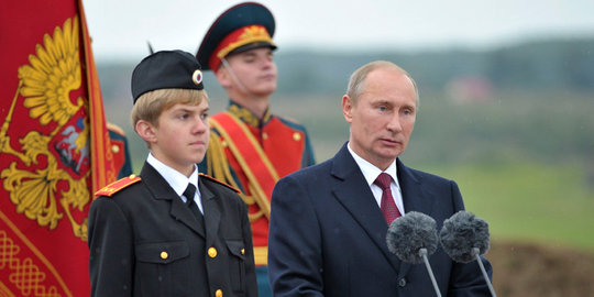 Putin bikin geger, sebut Hitler invasi Eropa gara-gara Inggris