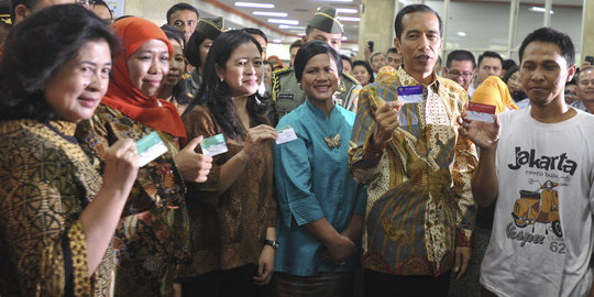 DPR nilai kartu sakti Jokowi akan jadi program hamburkan uang