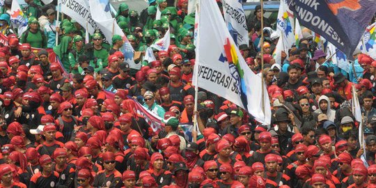 Hari Pahlawan, Ahok didemo FPI dan buruh