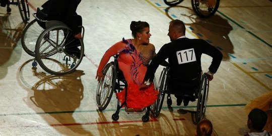 Uniknya kejuaraan dansa kursi roda di Eropa
