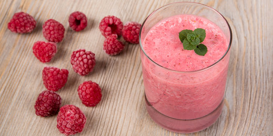 Gula dalam smoothies buah lebih banyak dari minuman soda?
