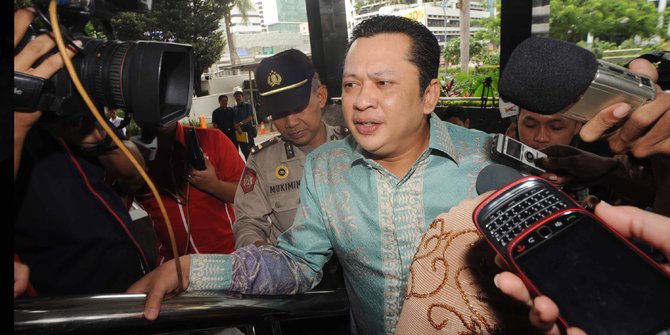 Jegal Jokowi, Bamsoet wacanakan hak angket Transjakarta 