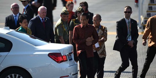 Harga minyak dunia turun, Jokowi harus jelaskan kenaikan BBM