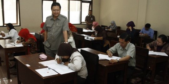 Lolos CPNS,557 guru honorer di Kediri tak terima SK pengangkatan