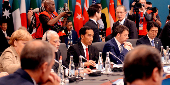 Presiden Jokowi saat hadiri sidang pleno KTT G20 di Australia