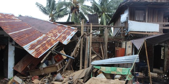 Sungai Kampar meluap, ratusan rumah dan ternak terendam banjir