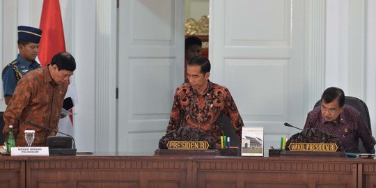 Siang ini Jokowi rapat kabinet bahas BBM dan hasil KTT 3 negara