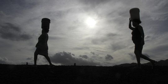 Sumur mengering, warga Tanjung Benoa MCK pakai air galon