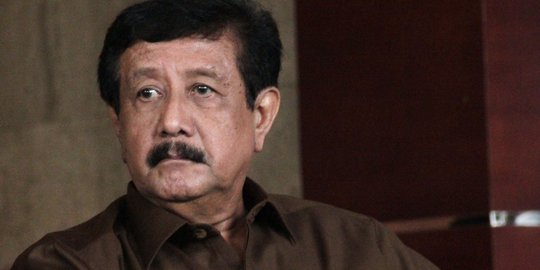 Sambangi KPK, eks Jaksa Agung mengaku cuma temu kangen