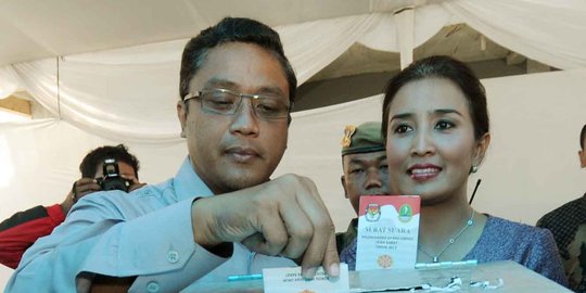 Dede Yusuf minta Jokowi tak banyak bikin kartu, rakyat bingung