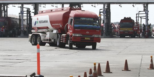 Pertamina: Stok premium cukup buat 18 hari ke depan