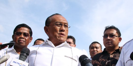 BBM naik, Ical ngaku sudah dapat bocoran dari JK lewat SMS