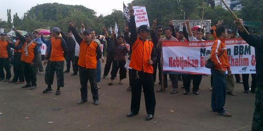 Demo di Istana, HTI sebut BBM naik kebijakan Jokowi yang zalim