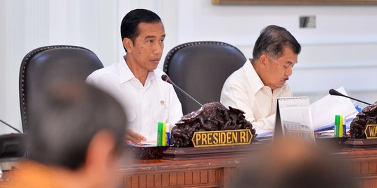 Mulai diserang karena naikkan BBM, ini pembelaan Jokowi