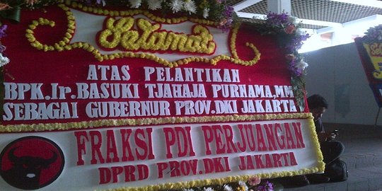 Bunga ucapan selamat buat Ahok cuma datang dari PDIP