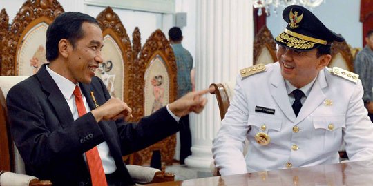 Keakraban Jokowi dan Ahok usai pelantikan Gubernur DKI di Istana