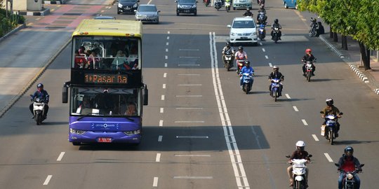 Larangan motor lewat Jalan Thamrin mulai diuji coba Desember