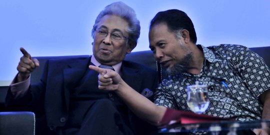 Jelang sidang gugatan Semen Rembang, Adnan Buyung datangi Ganjar