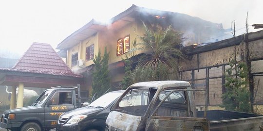 oku dibakar tni rev4