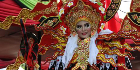 Menengok tari mistis 'seblang' di Banyuwangi Ethno Carnival