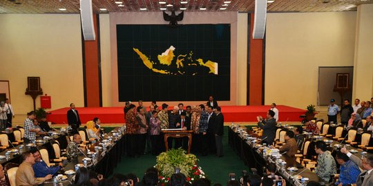 Sebelum interpelasi Jokowi, KMP blusukan dulu ke pasar